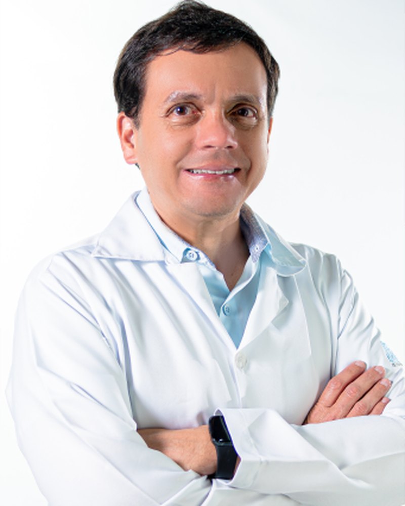 Dr. Paulo Vila Nova
