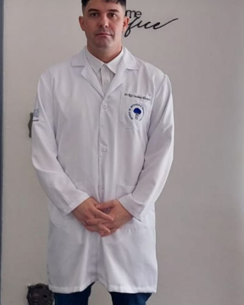 Dr. Rui Cassiano